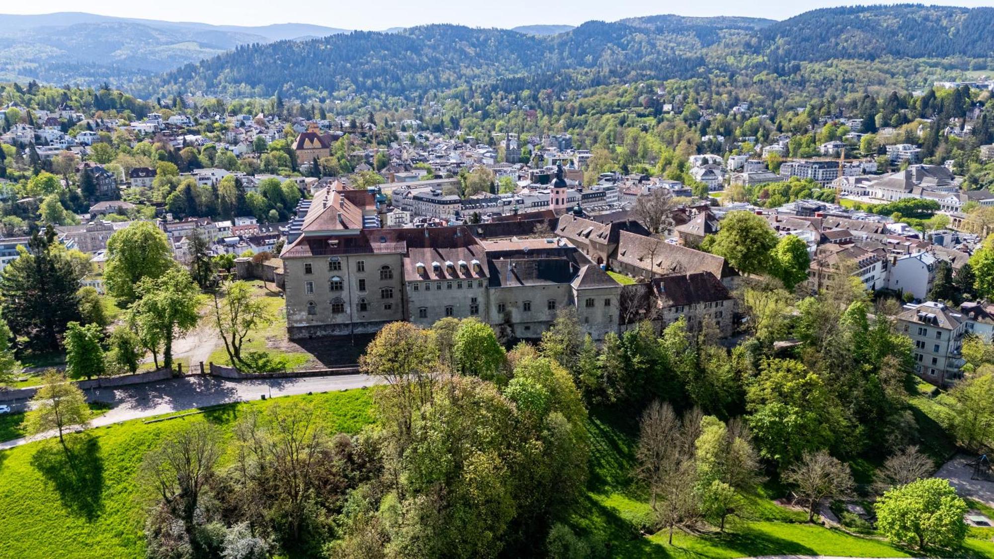 Stadtblick Vom Herrengut Baden-Baden Exteriör bild